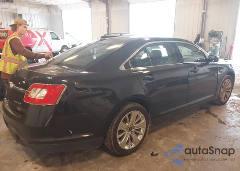 2010 Ford Taurus Limited z USA, uszkodzony, nr VIN 1FAHP2FW1AG165169